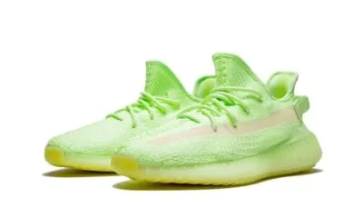 smart sneakers yeezy boost 350 v2 glow smart sneakers 3