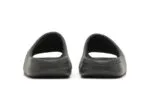 Yeezy Slide Onyx - imagine 3